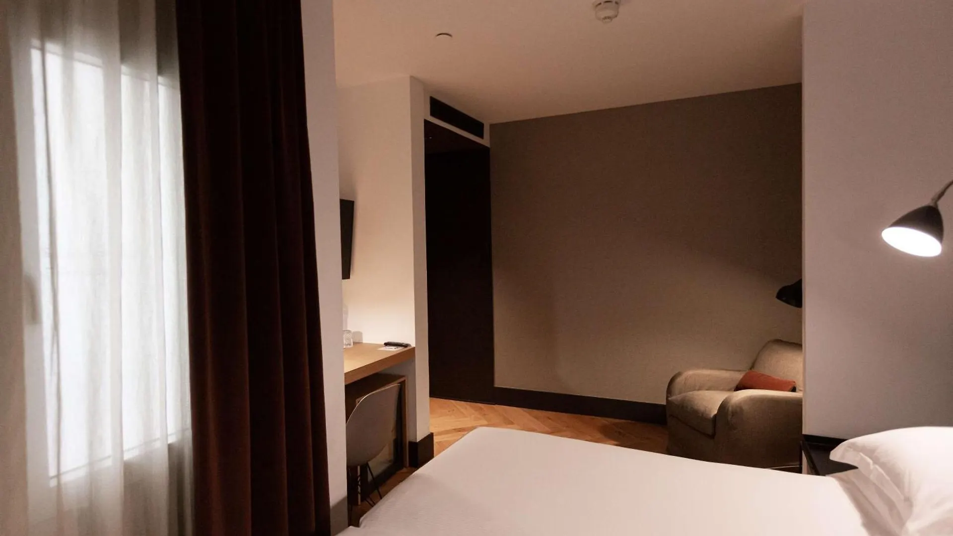 Alexandra Barcelona Hotel, Curio Collection By Hilton Spanien