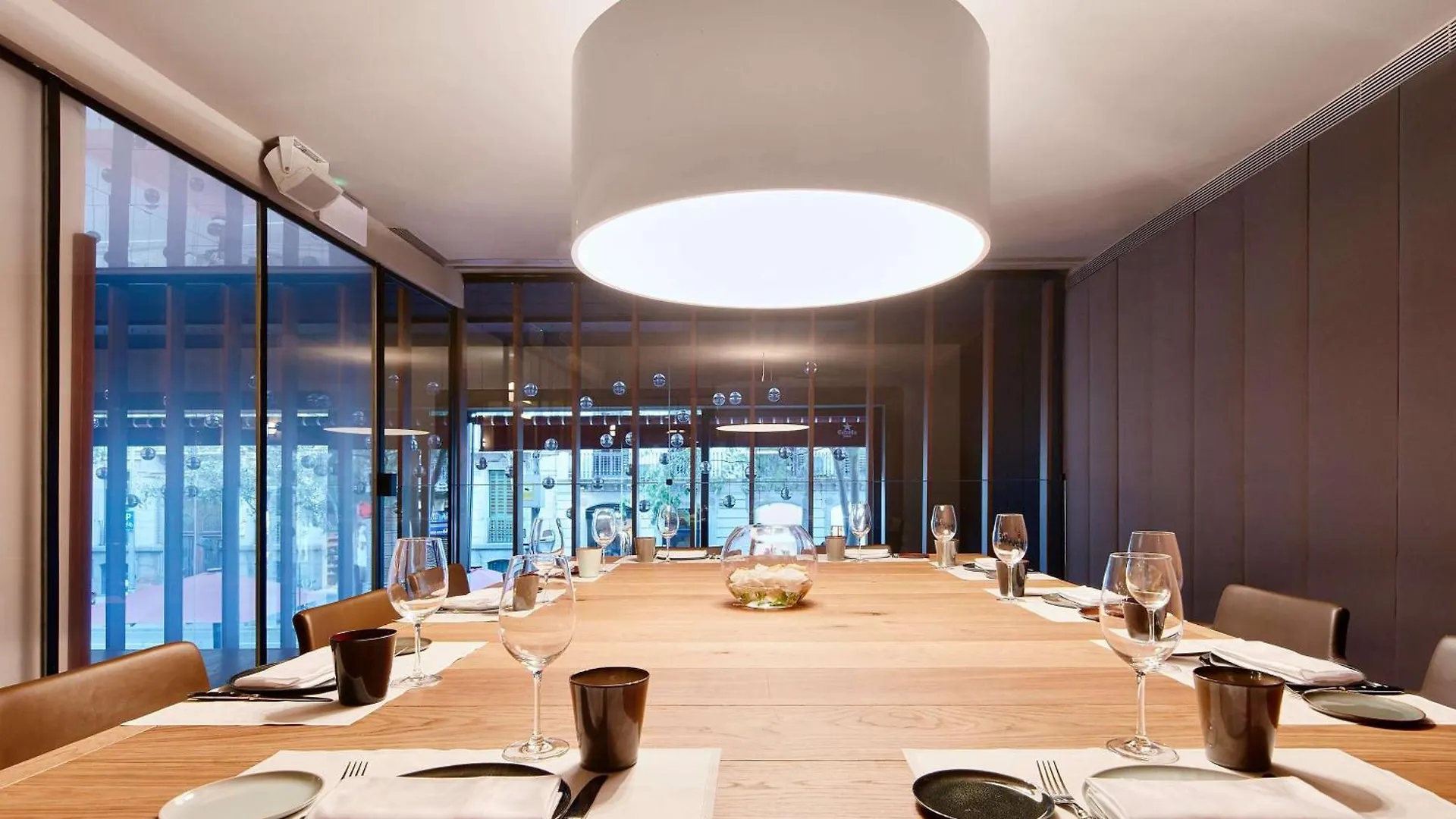 Alexandra Barcelona Hotel, Curio Collection By Hilton