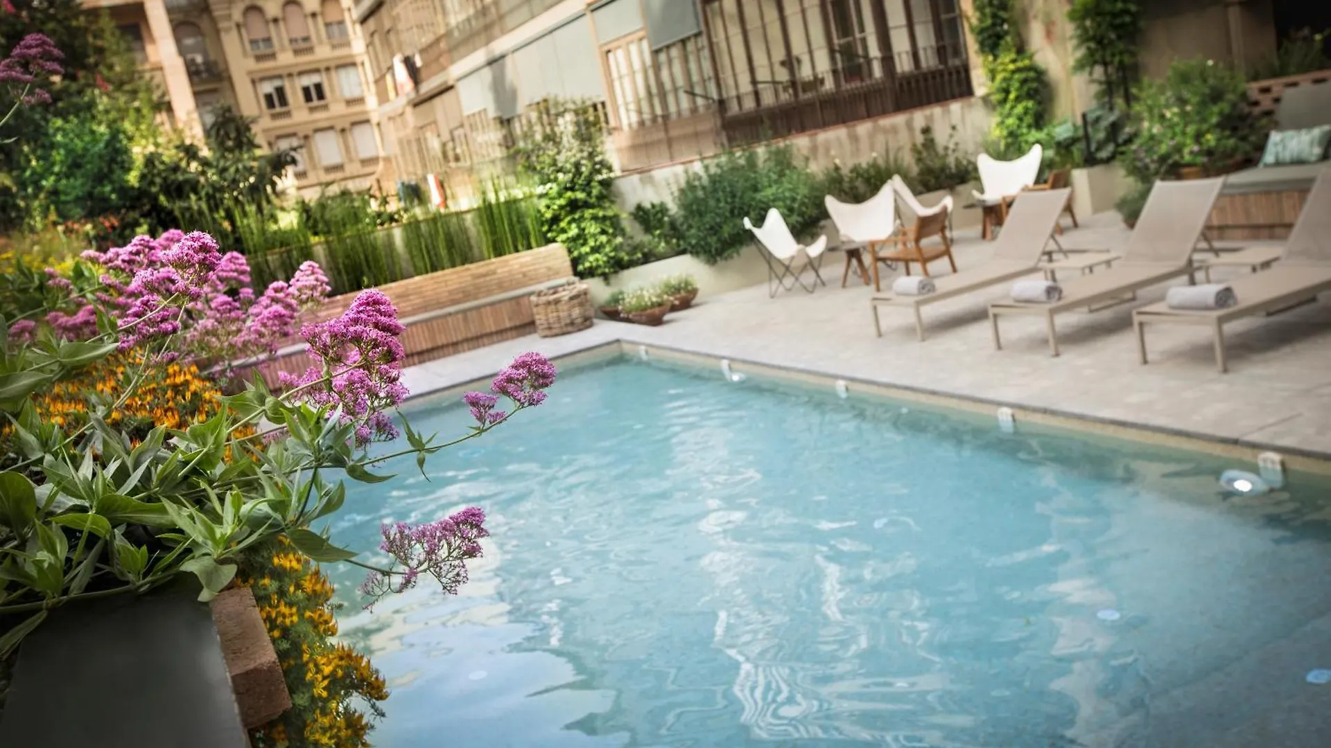 Alexandra Barcelona Hotel, Curio Collection By Hilton