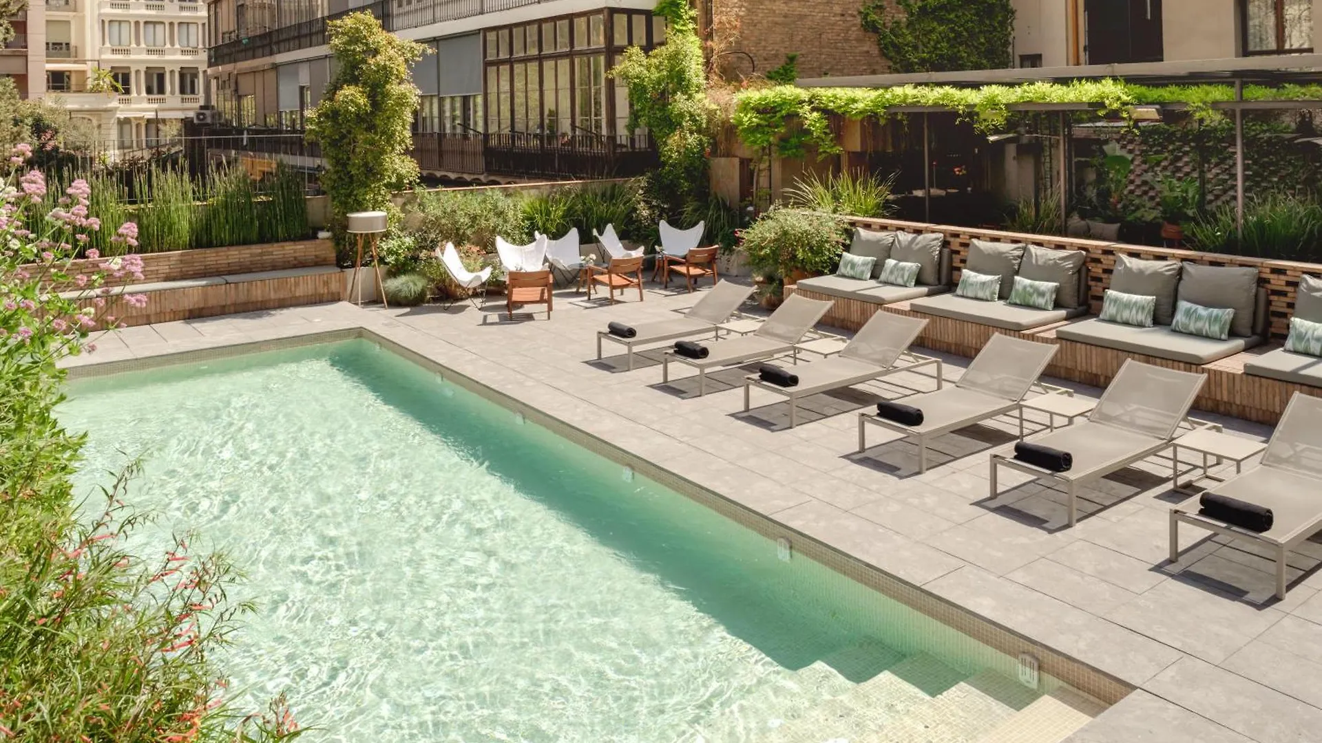 Hotel Alexandra Barcelona Hotel, Curio Collection By Hilton