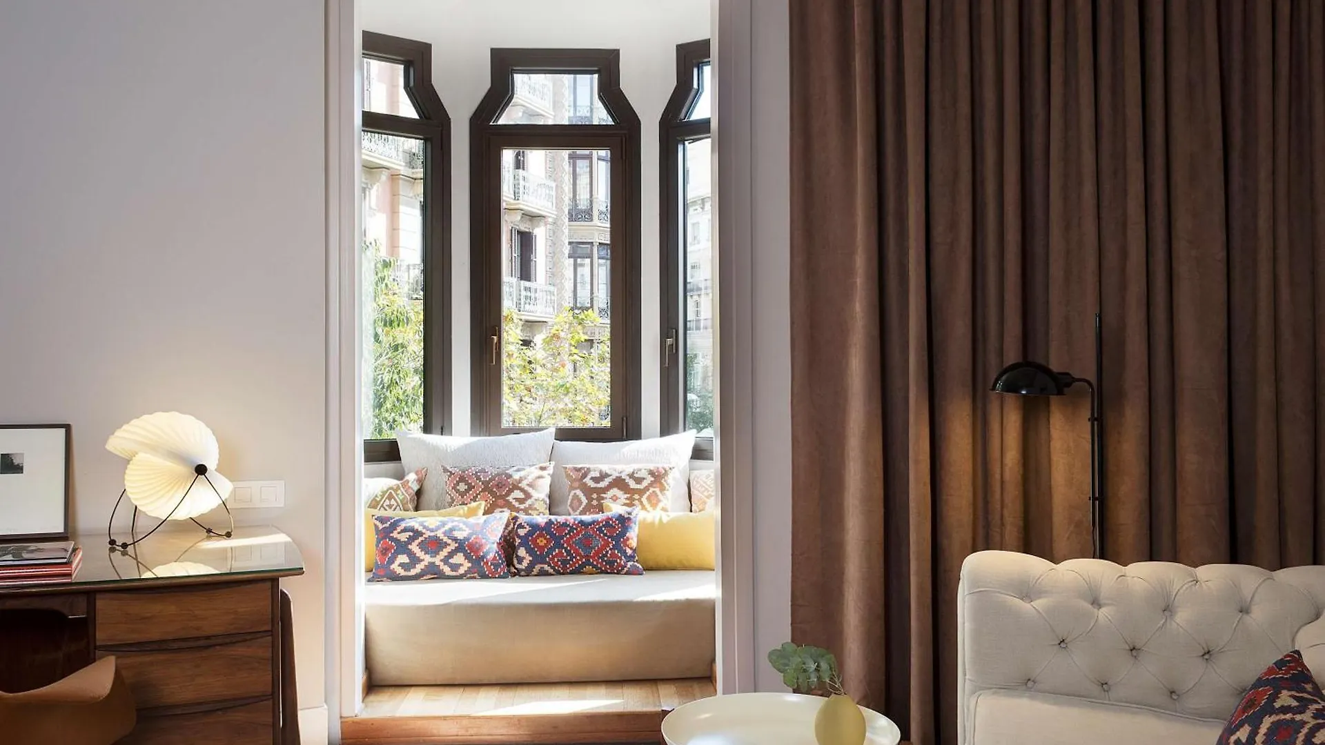 Ξενοδοχείο Alexandra Barcelona Hotel, Curio Collection By Hilton