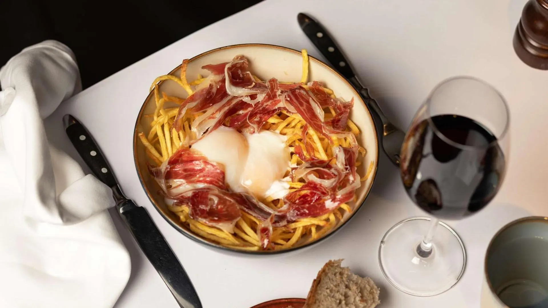 Alexandra Barcelona Hotel, Curio Collection By Hilton